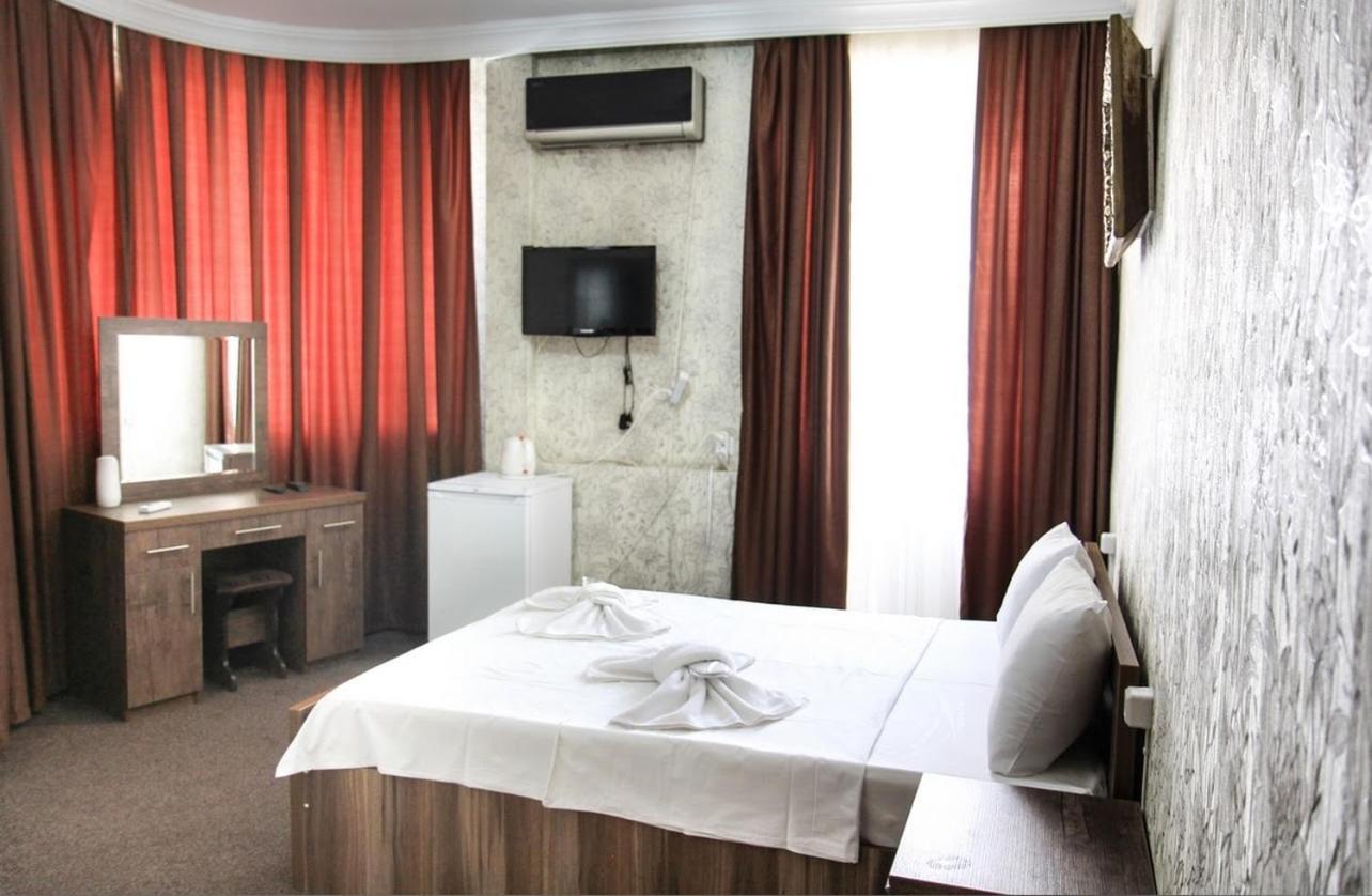 Royal Hotel Tbilisi Exterior photo