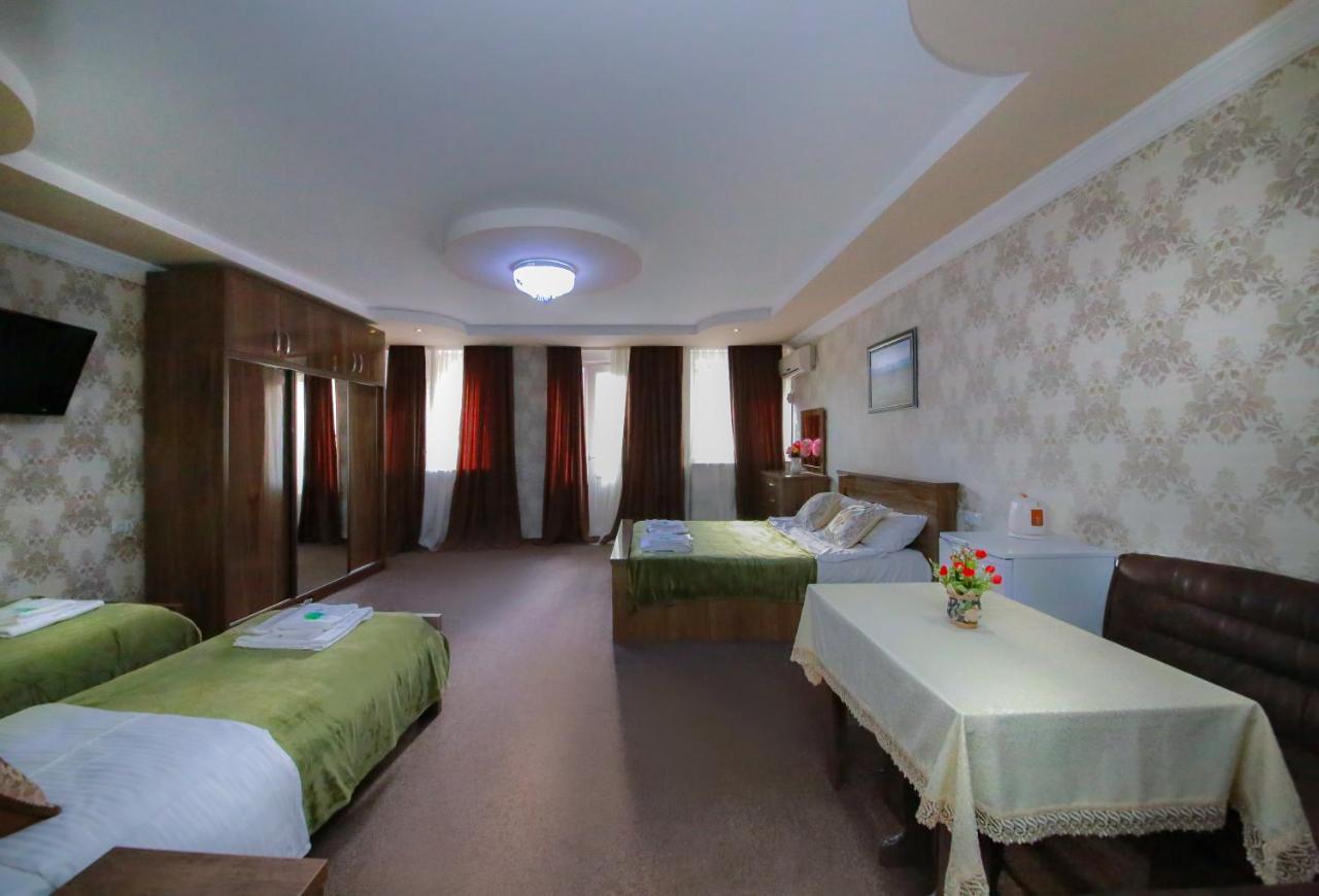 Royal Hotel Tbilisi Exterior photo
